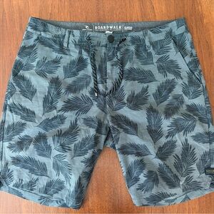Rip Curl Gray and Green Palm Print Hybrid shorts. Great used condition size 36